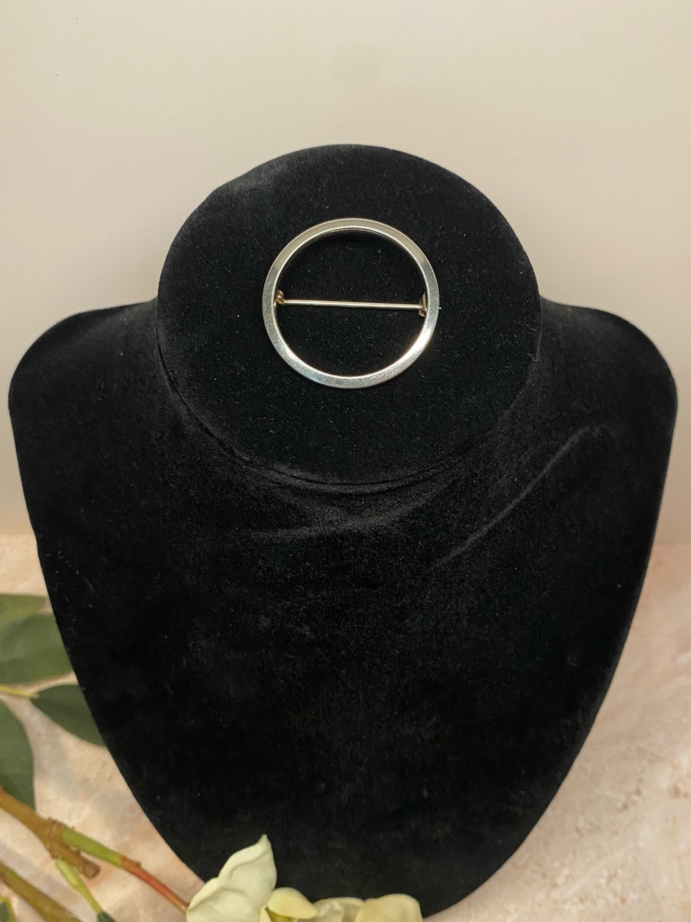 MCM Vintage Minimalist Silver-tone Open Circle Brooch Pin Unmarked
